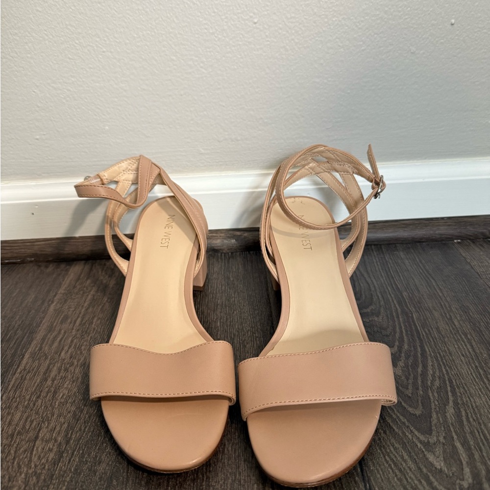 Nine West Women's Nude Heel